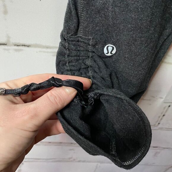 Lululemon Women’s Heather Gray Dance Cinched Calve Leggings Size 6 - Picture 5 of 6